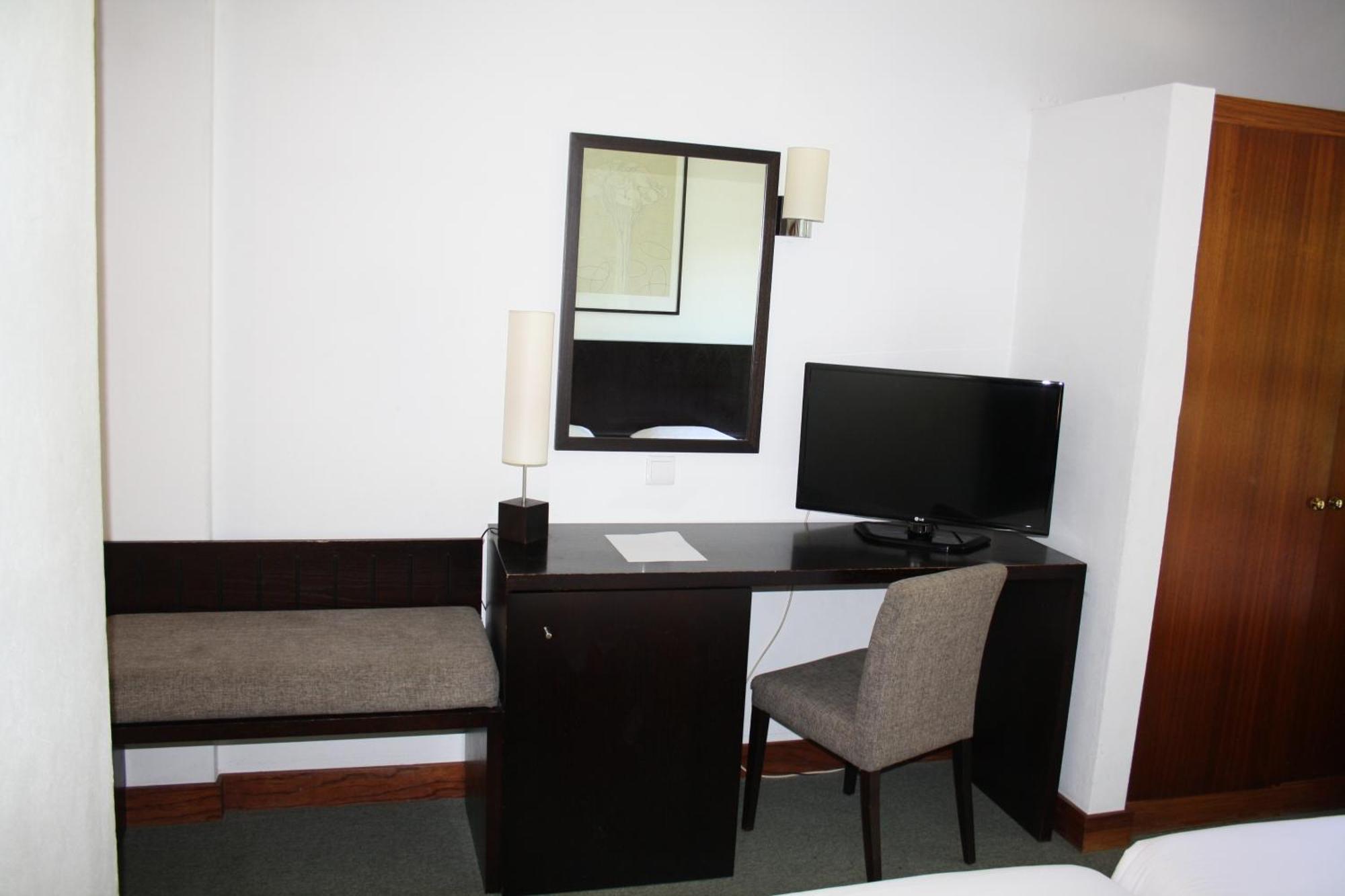 Pernes Flag Hotel Santarem מראה חיצוני תמונה